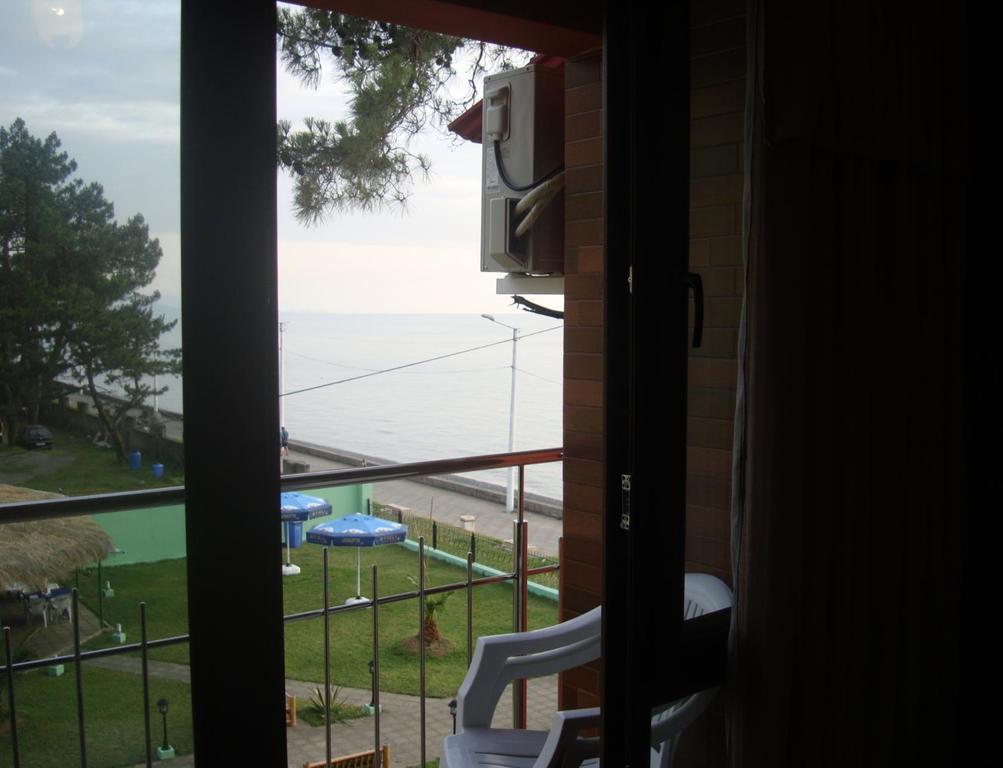 Guest House Rusalka Kobuleti Exterior photo