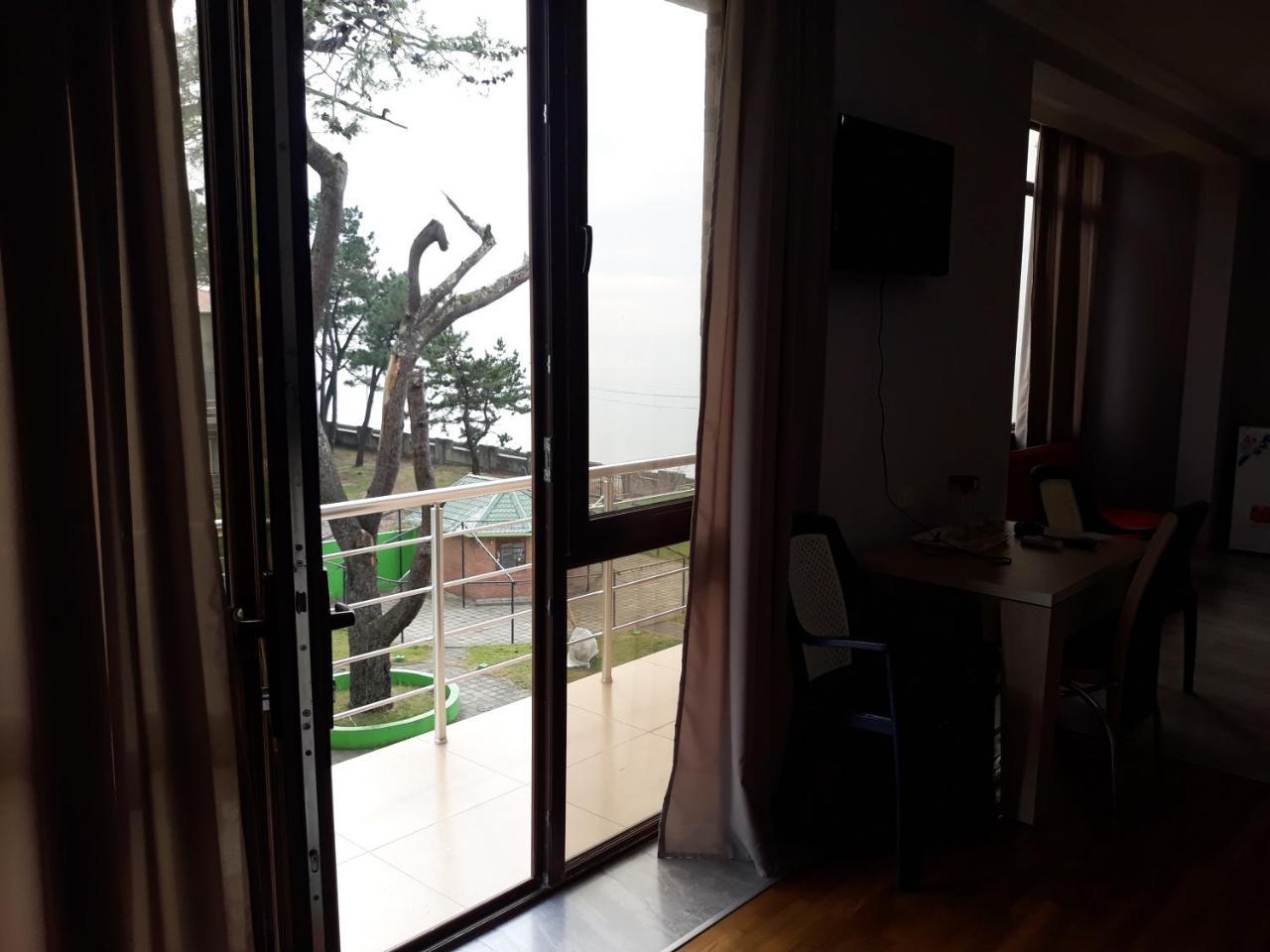 Guest House Rusalka Kobuleti Exterior photo